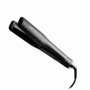 Sécheur-lisseur 2-en-1 Rapide, performant et intuitif, Aura transforme votre routine capillaire en un moment de magie grâce à sa double action qui sèche et lisse en un seul geste. Son poids plume (393g) et son ergonomie lui offre un confort inégalé et une maîtrise parfaite pour un fini lisse, ultra-brillant et captivant.